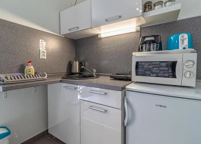 Jonas Apartments - Great Location Near Bratislava City Center